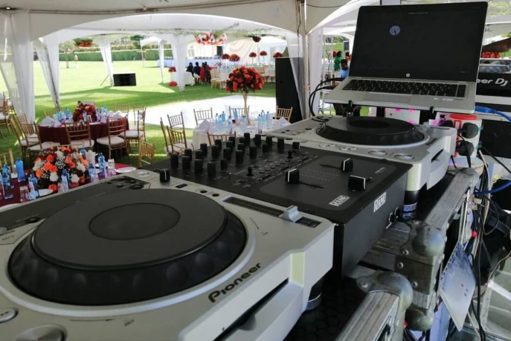 Sulwe Africa Events_ Sound and entertainment_dj wedding